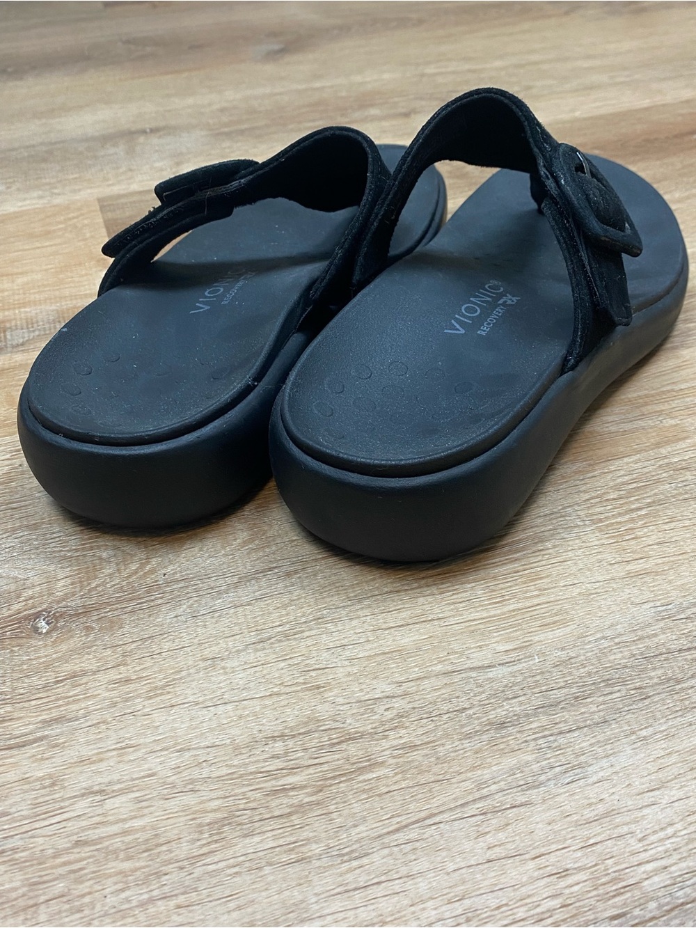 Vionic Recovery Rx Black Sandal Size 8 - Picture 3 of 6